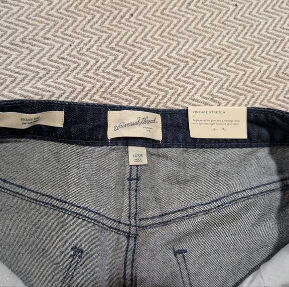 Universal Thread Dark Blue Jean Shorts Vintage Midi Shorts - Picture 5 of 6